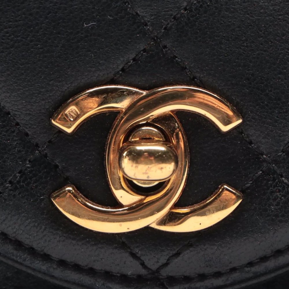 Chanel Vintage CC Flap Shoulder Bag - Picture 12 of 16